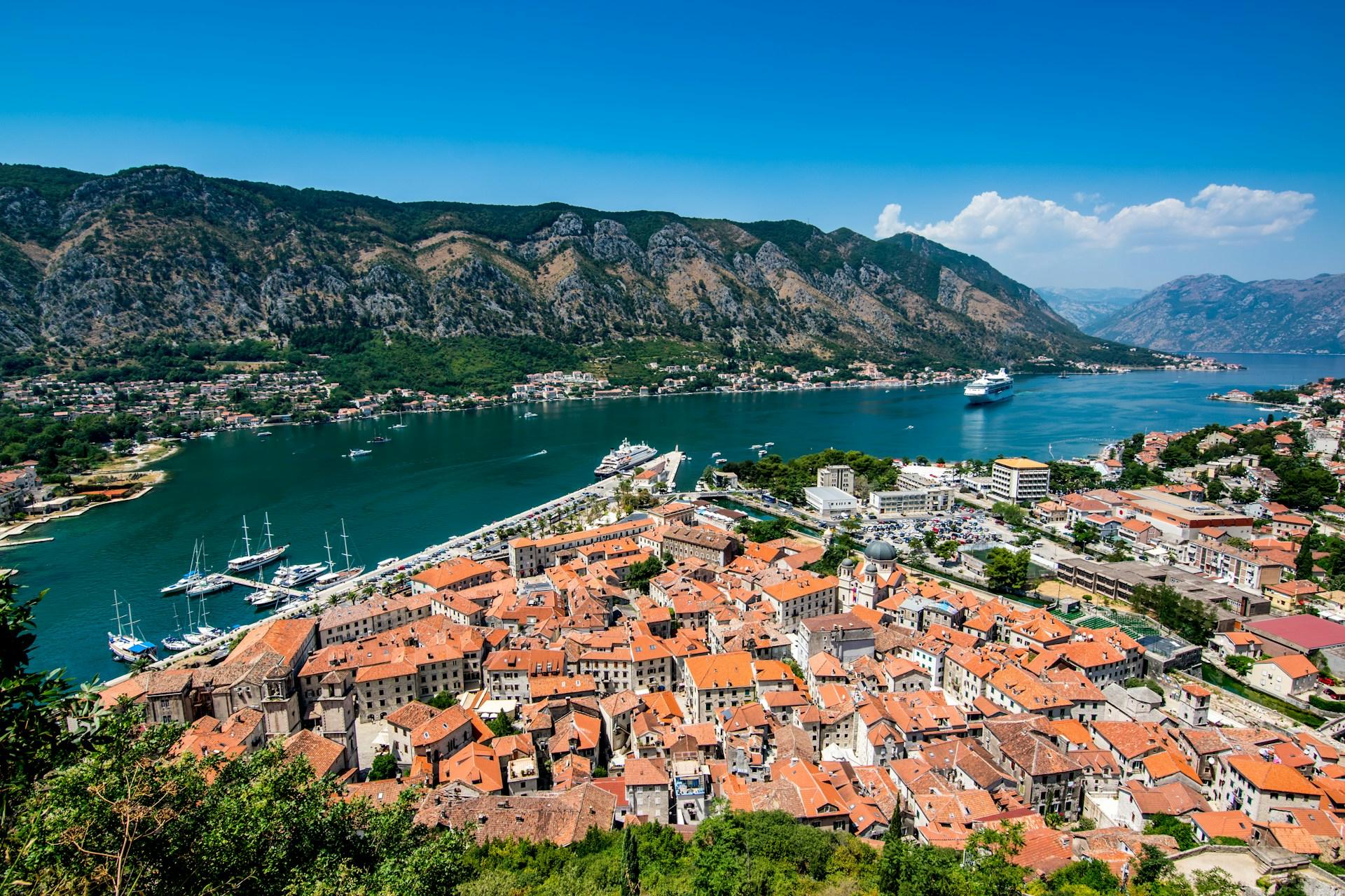 Driving in Montenegro